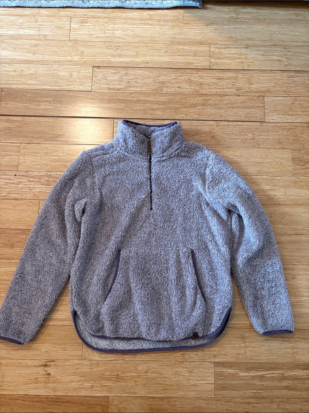 Cozy Quarter-Zip Fleece Pullover - Light Gray